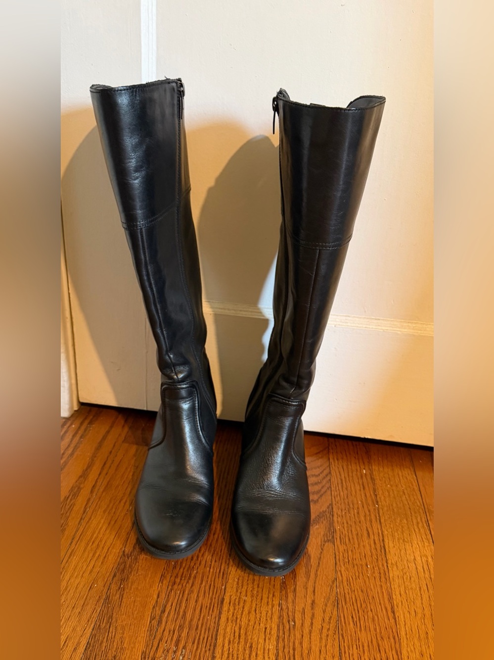 Marc Fisher Classic Black Leather Knee-High Boots - Women's Size 8.5M
